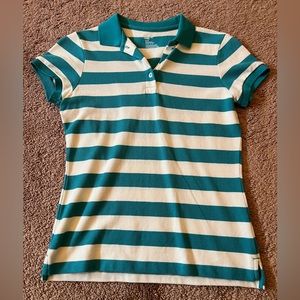 Gap polo shirt. White and turquoise striped with buttoned